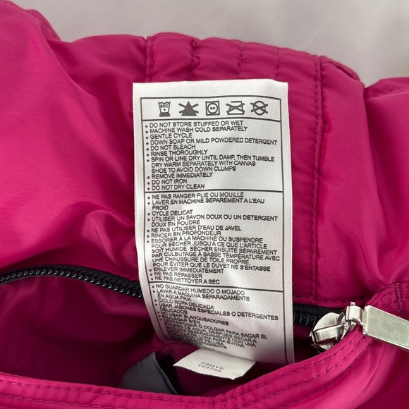 Nike Therma-FIT Puffer Vest Magenta/Light Pink Reversible Women’s Size Medium - Picture 10 of 16